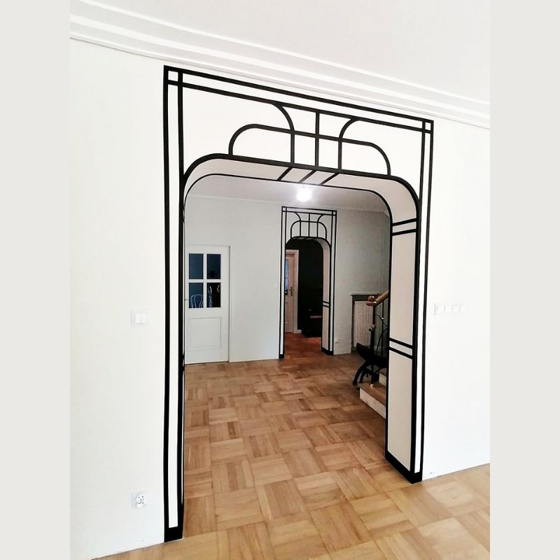 Portal loftowy z dekoracyjnymi szprosami metalowymi