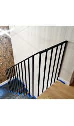 Balustrada czarna metalowa z prostymi tralkami