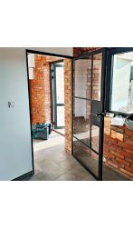 Drzwi loftowe z zamkiem do biura