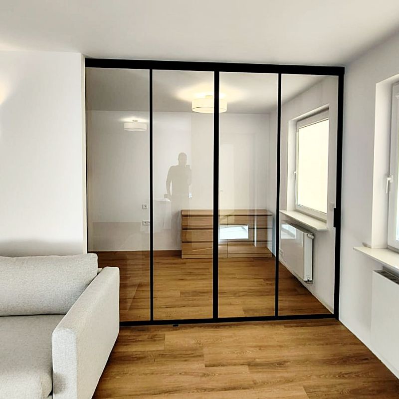 Drzwi przesuwne zsuwane w jedną stronę – widok frontowy